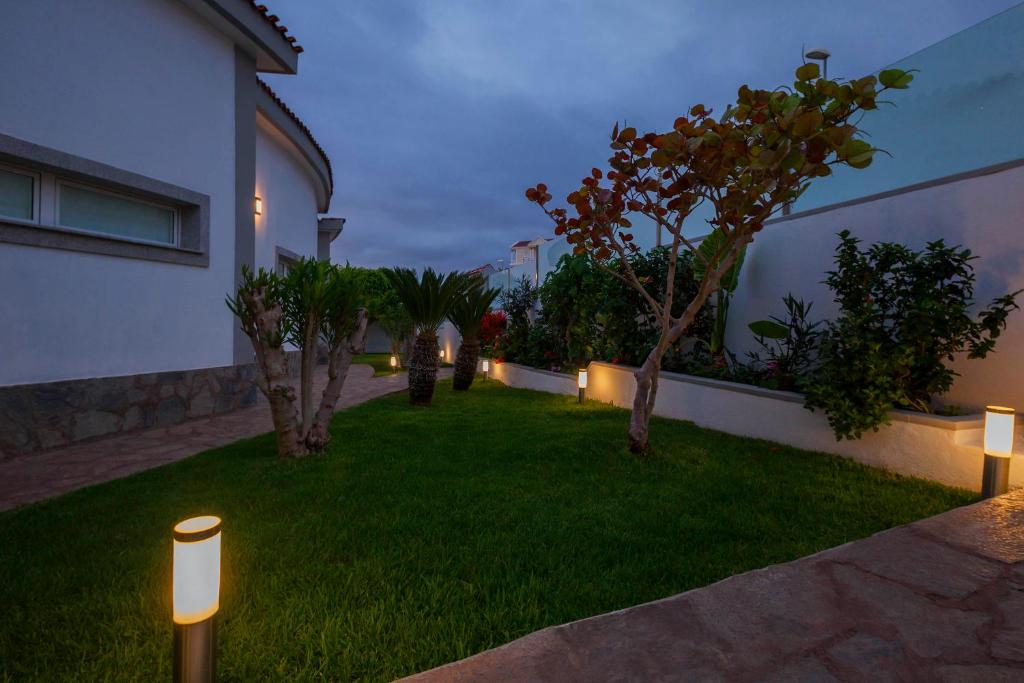 Vonkajšia záhrada v ubytovaní Villa Sara in Costa Adeje - Sara Vacation
