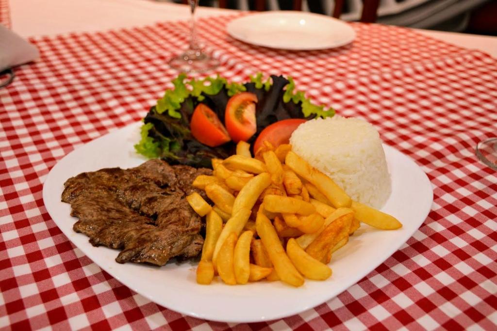  Hotel Maione