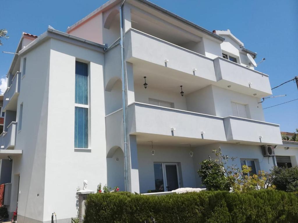 Budova, kde se apartmán nachází