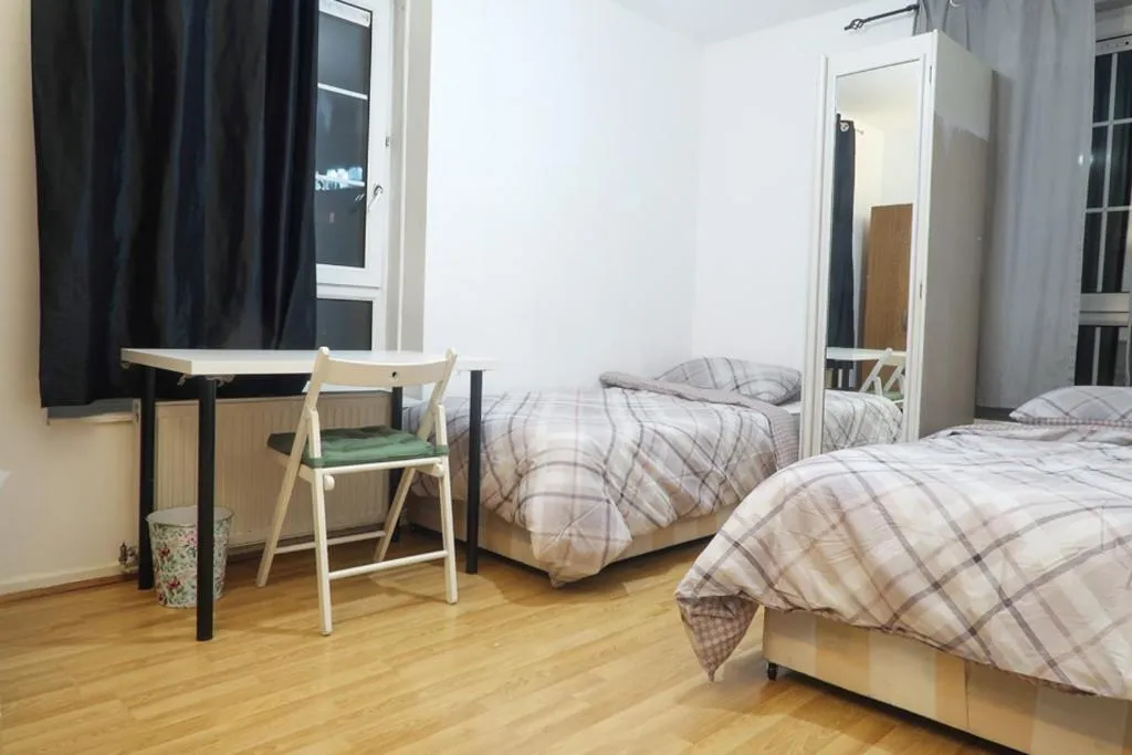 CANTERBURY HOUSE - DELUXE GUEST ROOM 5, Londra, Marea Britanie