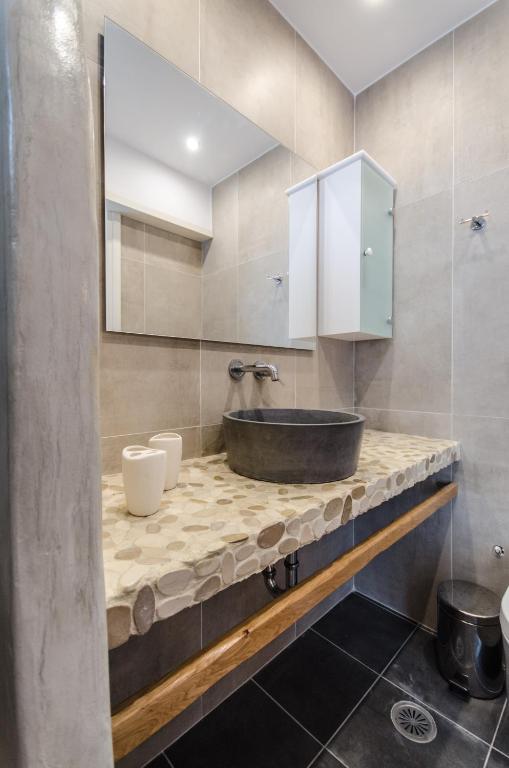 Antonia Studios - 19