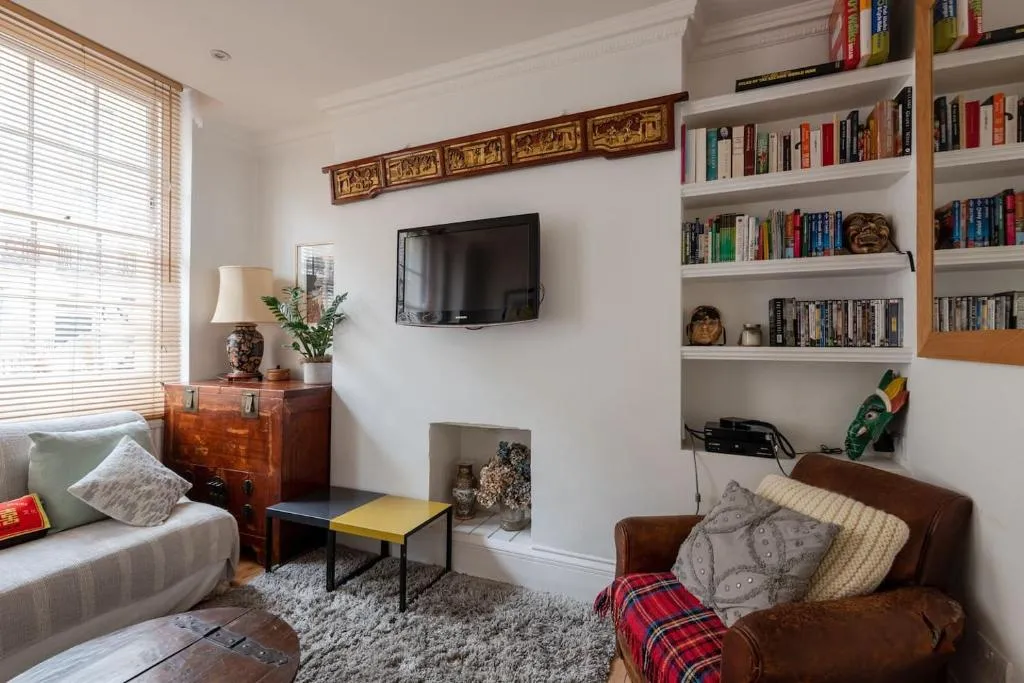 2 Bedroom Flat In The Heart Of London by GuestReady, London, United Kingdom