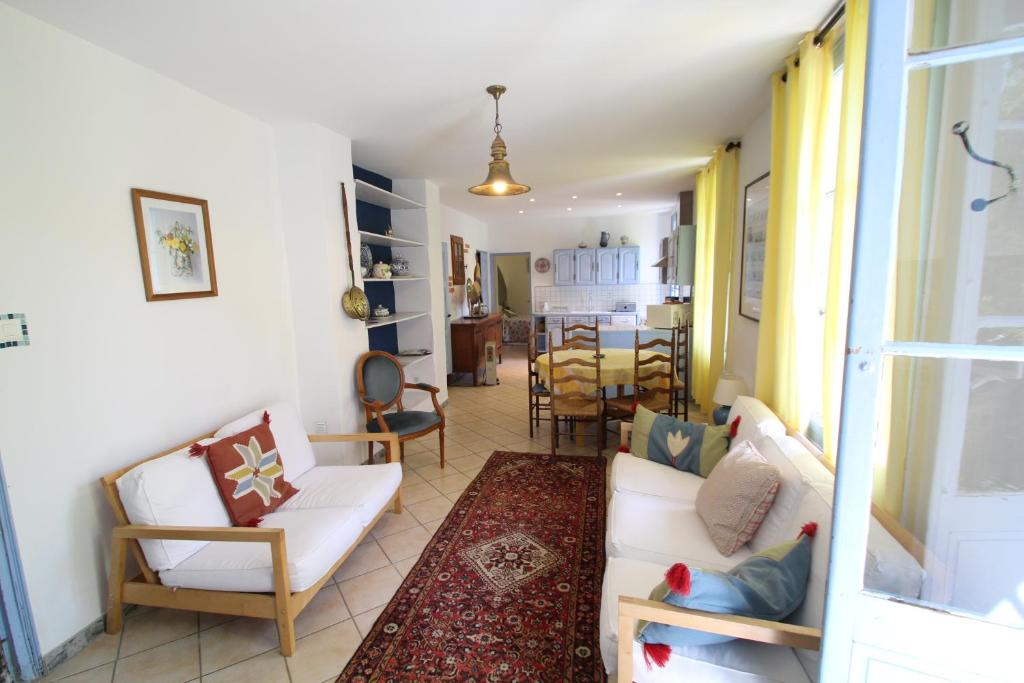 Mas Manyaques - Superior Two Bedroom Cottage (5 Adults)