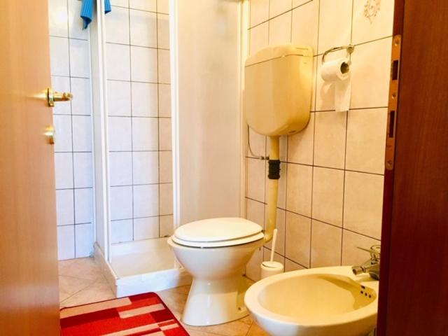 Vannituba majutusasutuses Apartmaji Jana