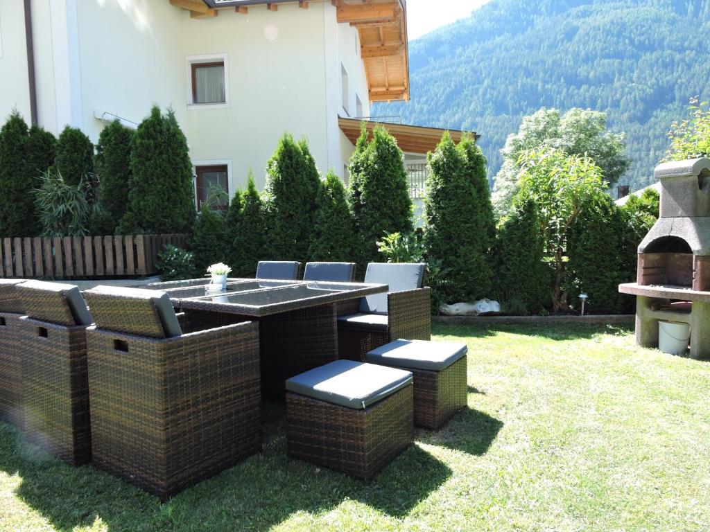 Nespecifikovaný výhled na hory nebo výhled na hory při pohledu z apartmánu