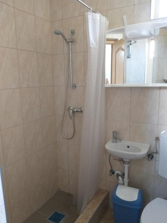 Kúpeľňa v ubytovaní Kisherceg Szálláshely