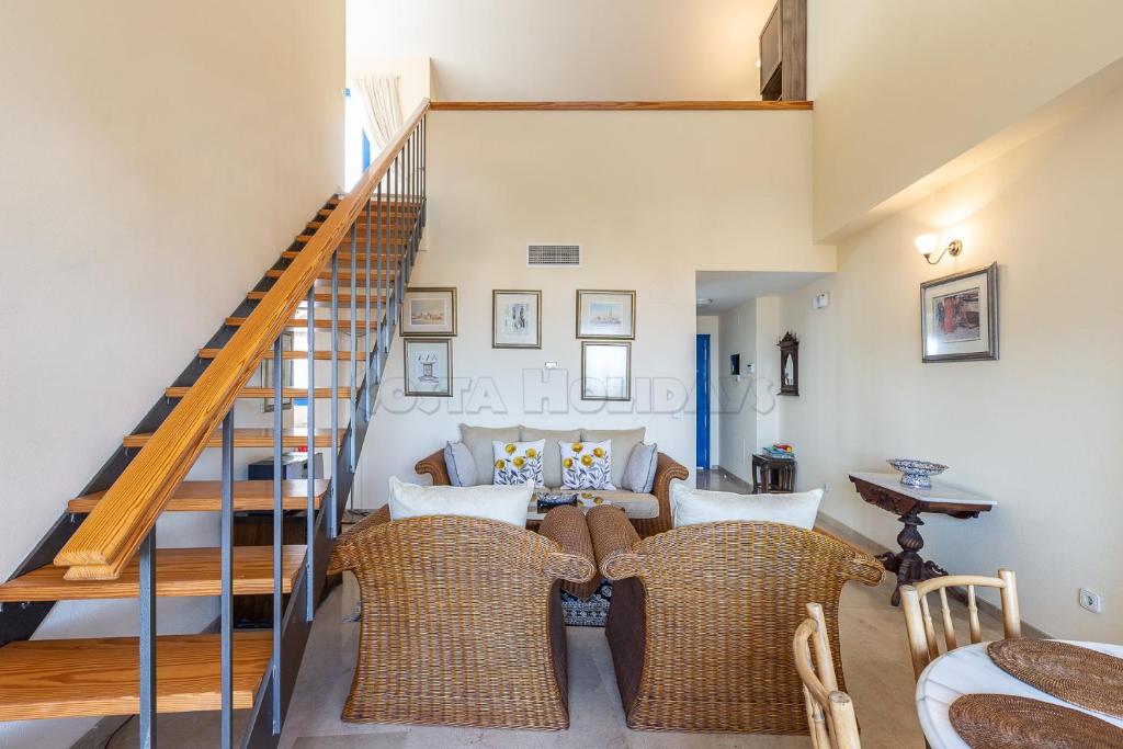Posezení v ubytování Penthouse Duquesa Suites
