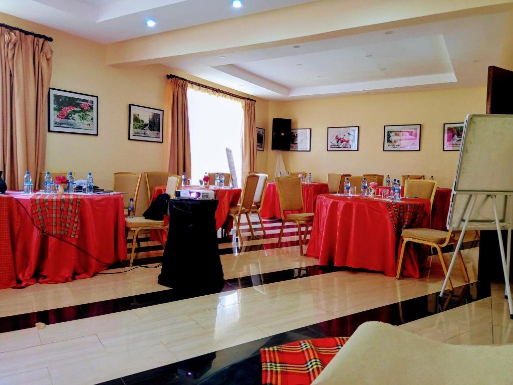 Konferenční prostory v ubytování Falcon Heights Hotel