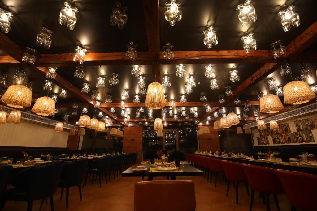 Restaurace v ubytování Sayaji Rajkot
