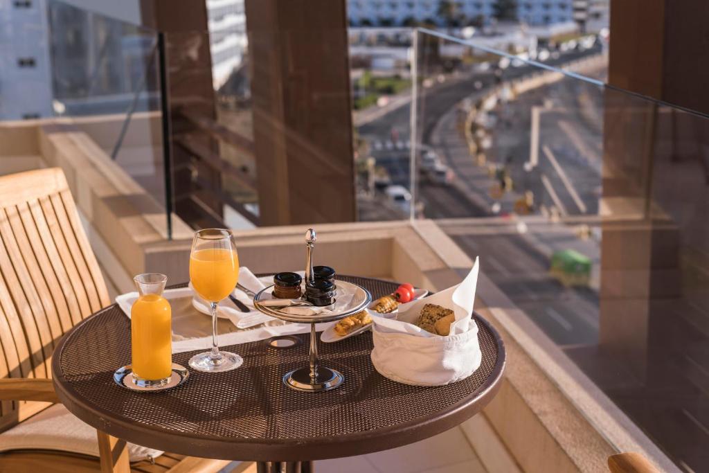 Bellevue On The Beach Suites - 8