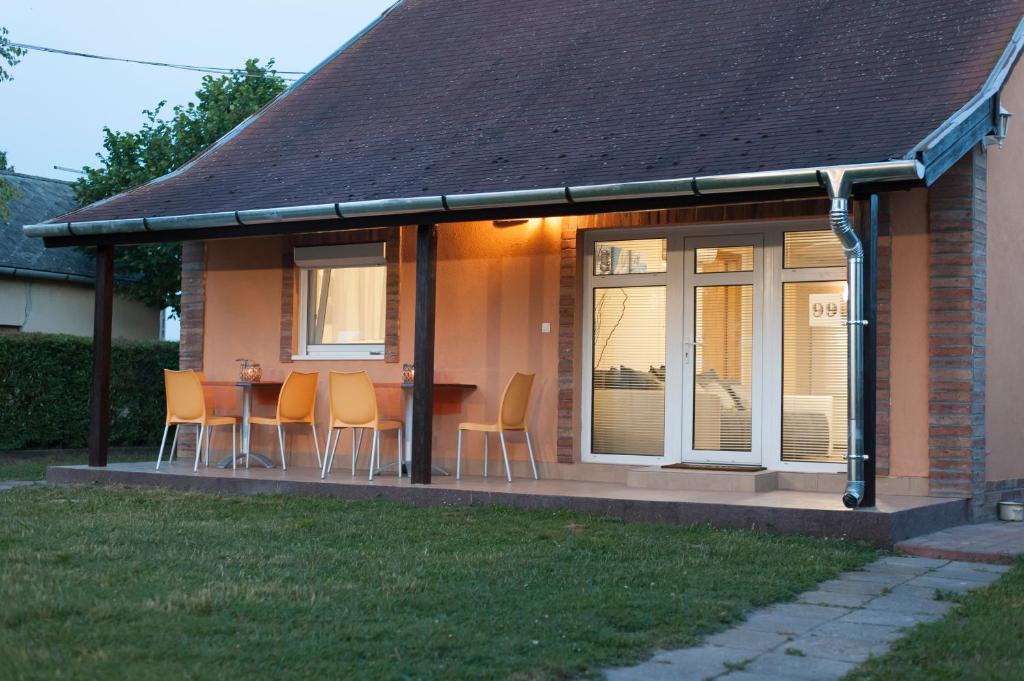 Budova, v ktorej sa apartmán nachádza