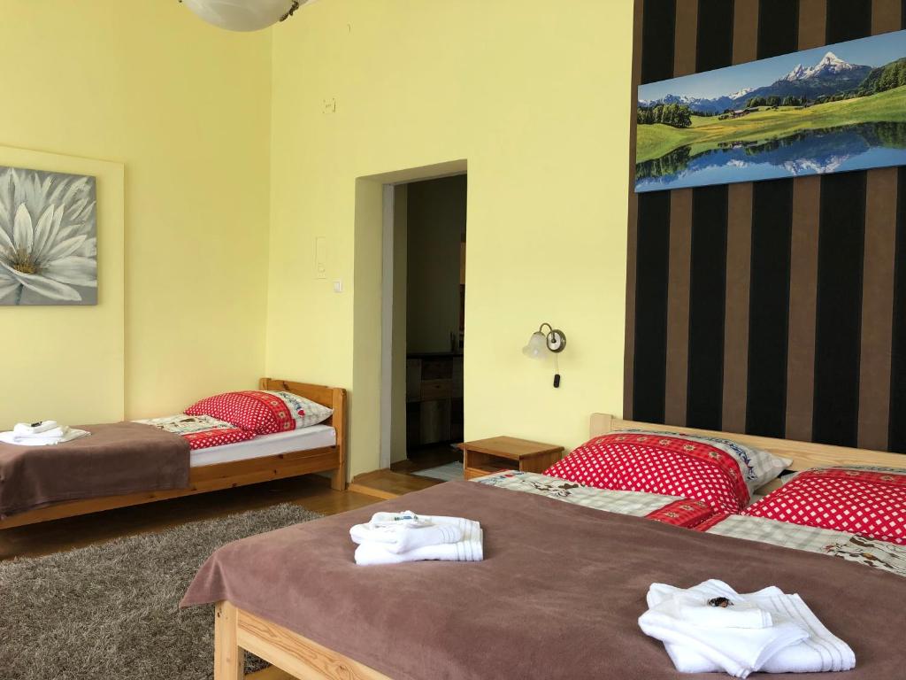 Postel nebo postele na pokoji v ubytování Apartment zur Brücke