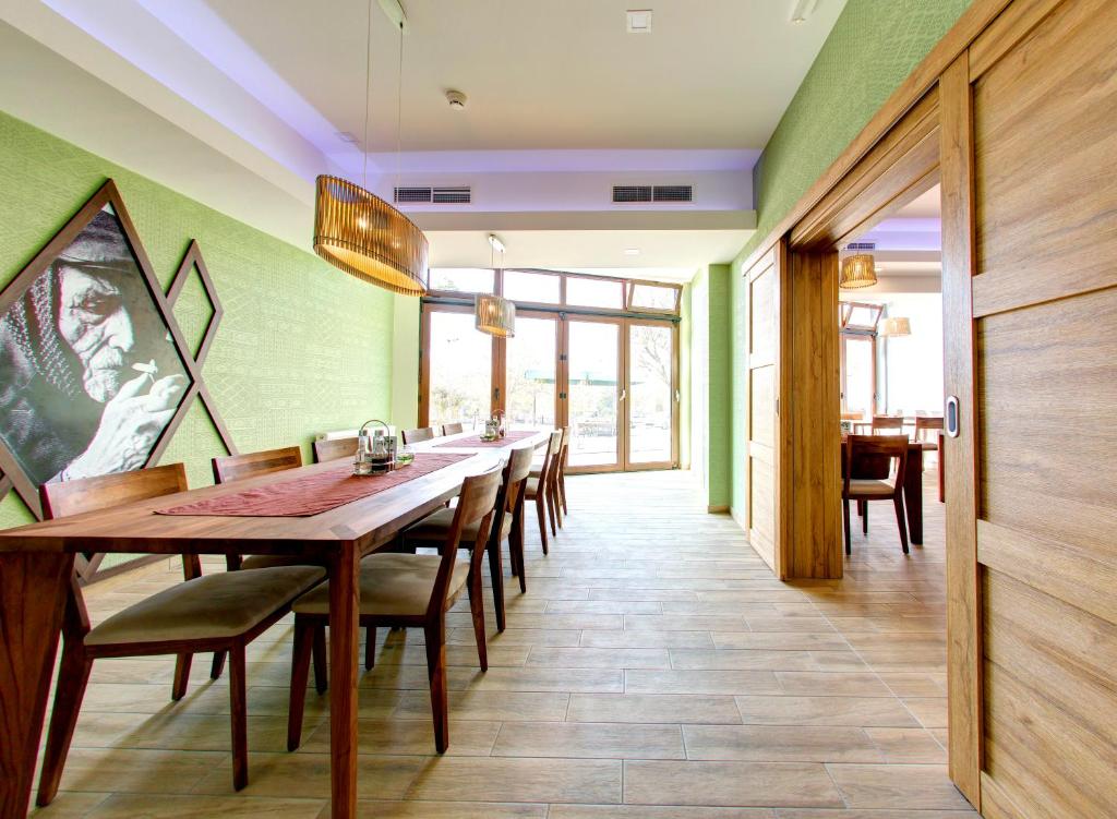 Restaurace v ubytování Motel MontaNaro
