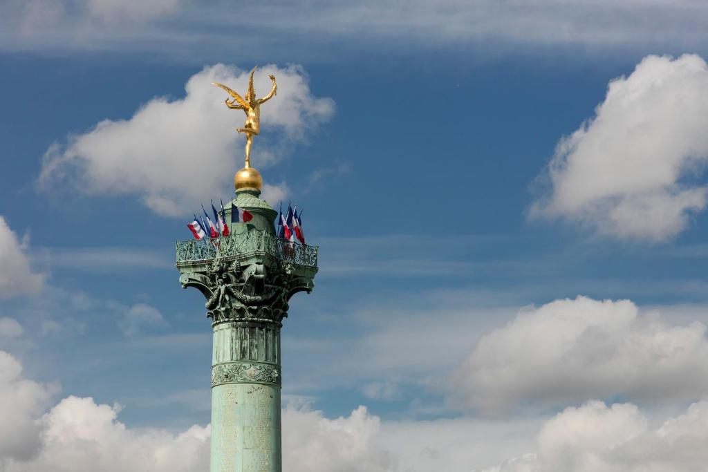 Oh la la ! Hotel Bar Paris Bastille - 10