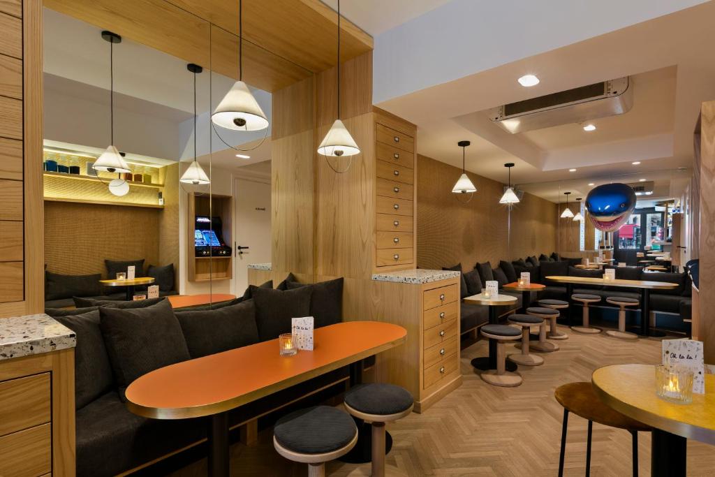 Oh la la ! Hotel Bar Paris Bastille - Resim 4