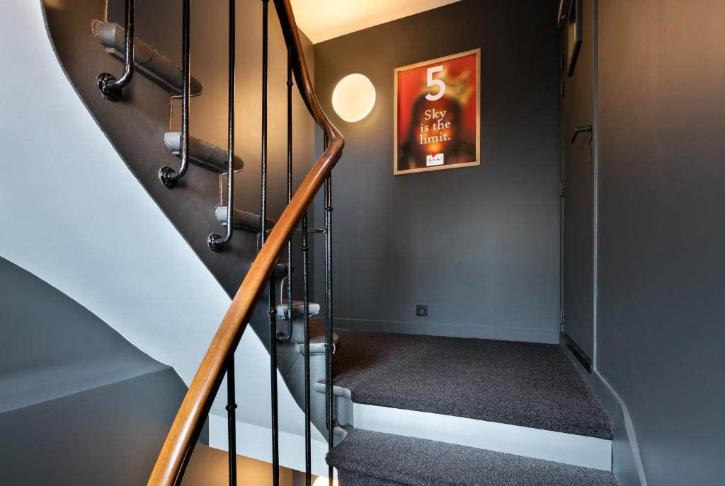 Oh la la ! Hotel Bar Paris Bastille - Resim 31