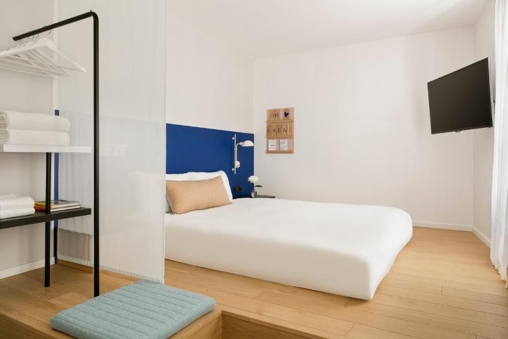 Oh la la ! Hotel Bar Paris Bastille - Resim 17