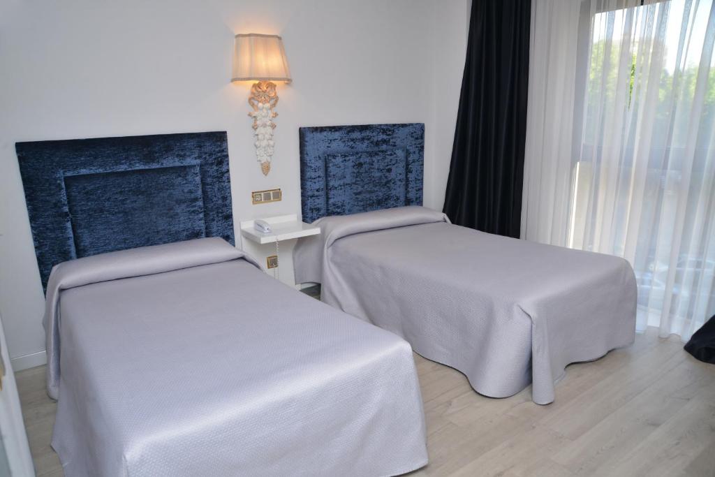 Artheus Carmelitas Salamanca - Habitación Gemela