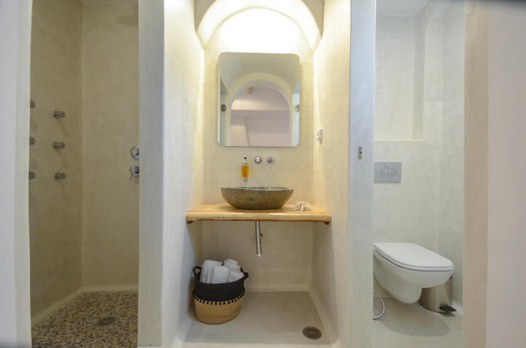 Kúpeľňa v ubytovaní Naxos Nature Suites