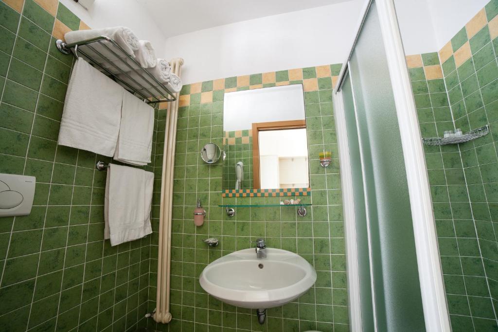 Koupelna v ubytování Hotel Plaza