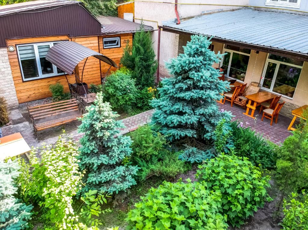 Zahrada ubytování Kausar Hotel