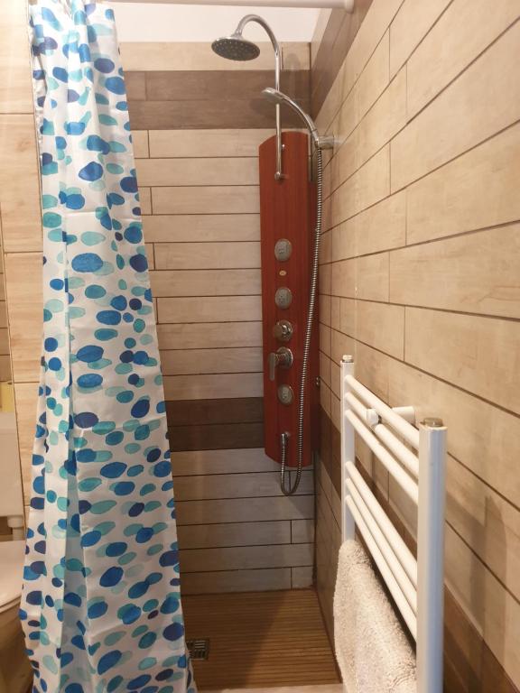 Kúpeľňa v ubytovaní Smeraldo Villa