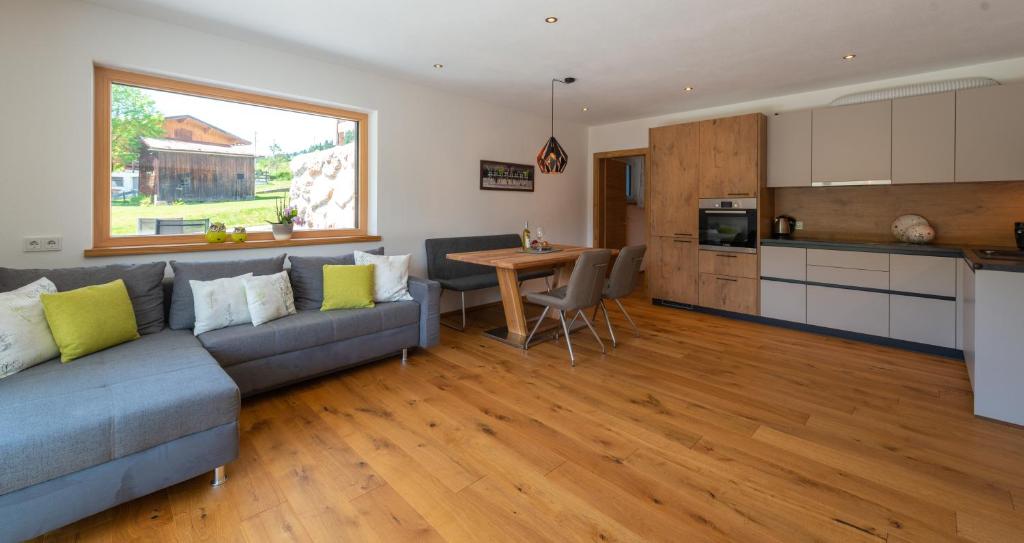 Kuchyňa alebo kuchynka v ubytovaní Ferienwohnung App. MOUNTAIN VIEW