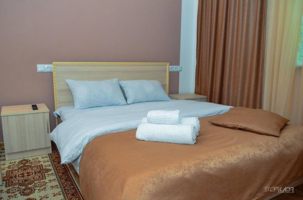 Postel nebo postele na pokoji v ubytování Narek B&B