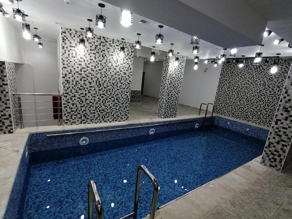 Bazén v ubytování Weekend Hotel nebo v jeho okolí