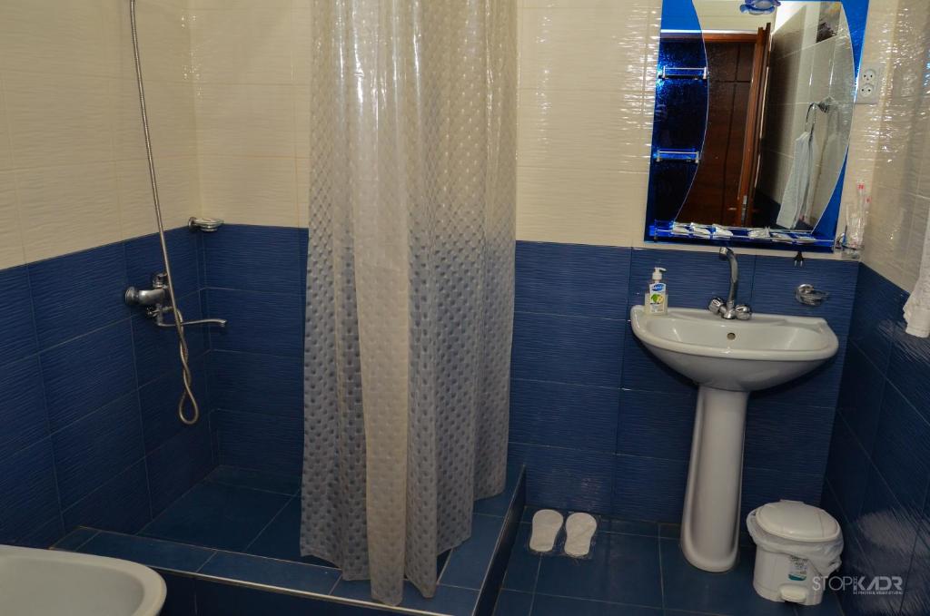 Koupelna v ubytování Narek B&B