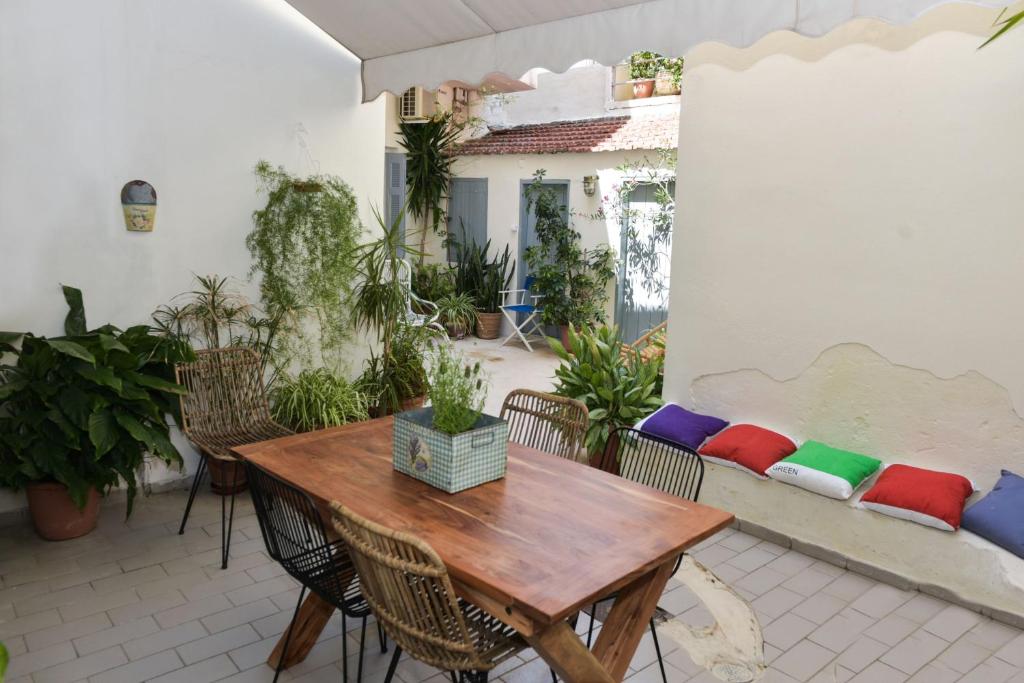 A seating area at Casa Armada