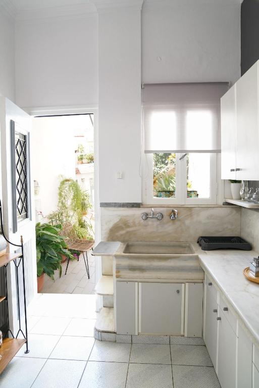 A kitchen or kitchenette at Casa Armada