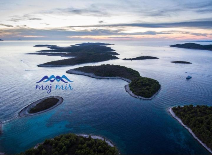 Gallery image of Hvar-Pakleni islands- isolated Robinson House Moj Mir in Hvar