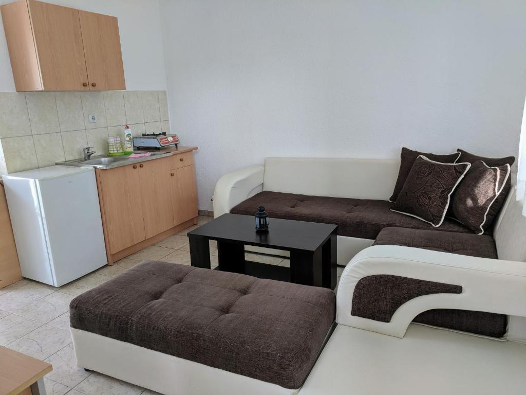 Kuchyň nebo kuchyňský kout v ubytování Beni Bungalows