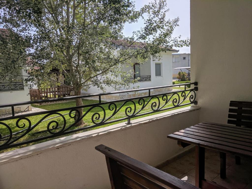 Balkón nebo terasa v ubytování Beni Bungalows