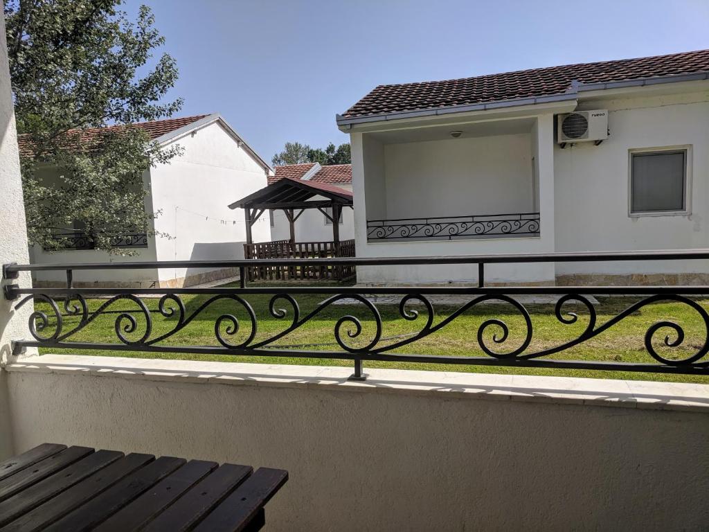 Balkón nebo terasa v ubytování Beni Bungalows