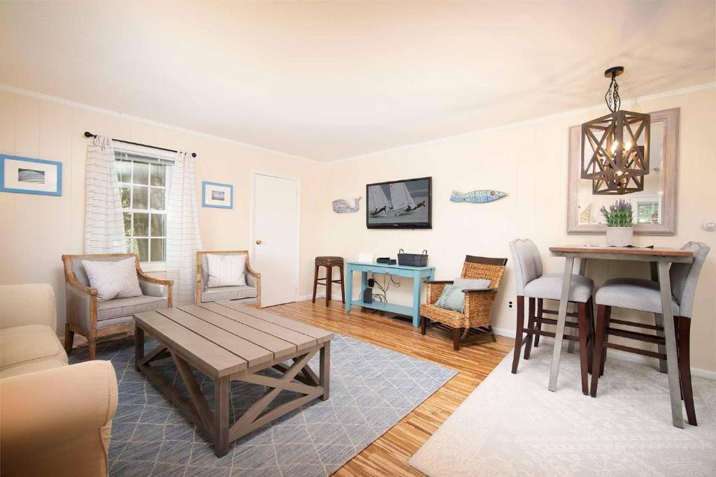 The Cottages at Captain Gosnold Village - Holiday Home