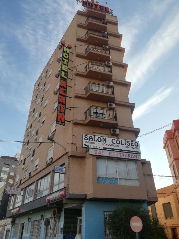 Budova, kde se hotel nachází