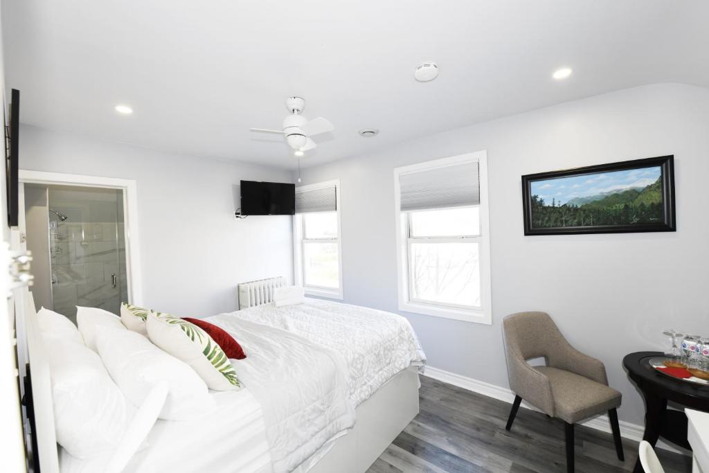 Serene Niagara Inn - Resim 44