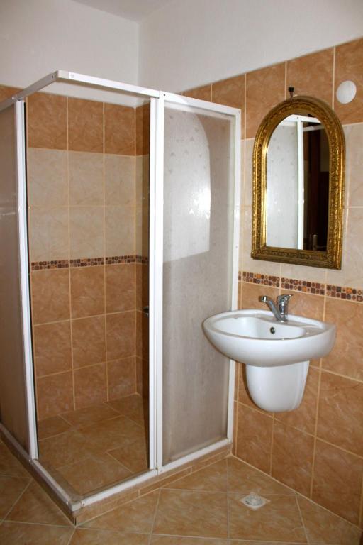 Homeros Pension & Guesthouse - 5