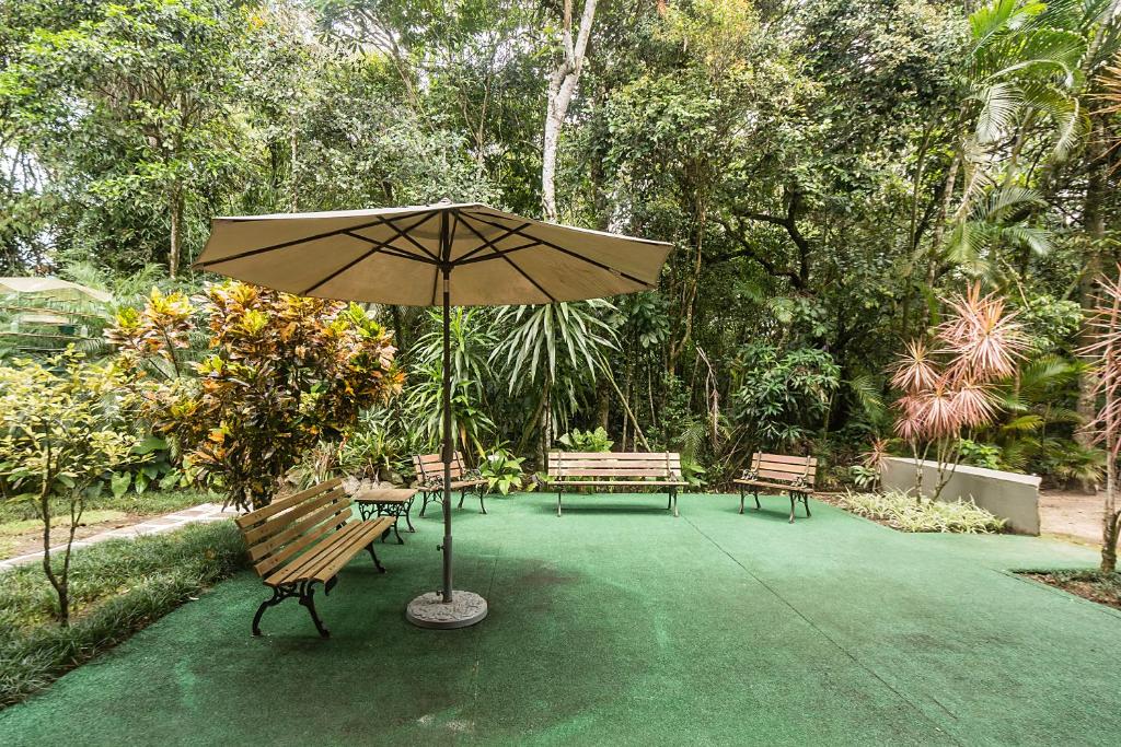 Zahrada ubytování Flat com serviços na Riviera