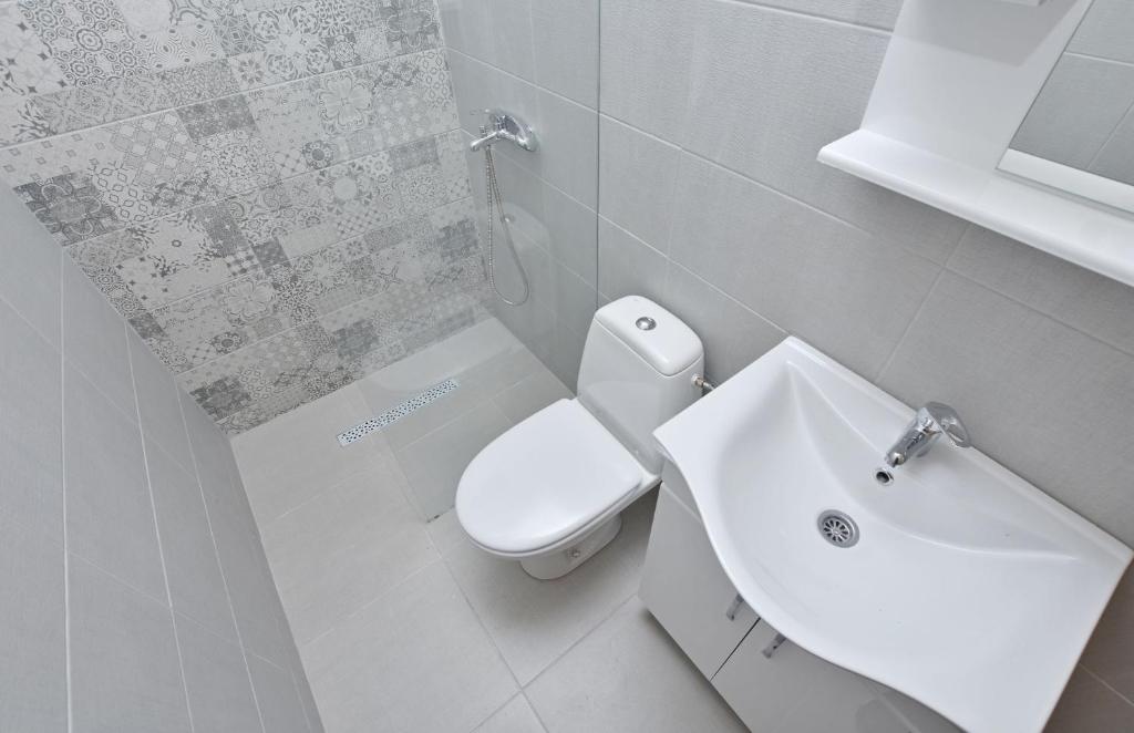 Koupelna v ubytování Rooms Sveti Toma