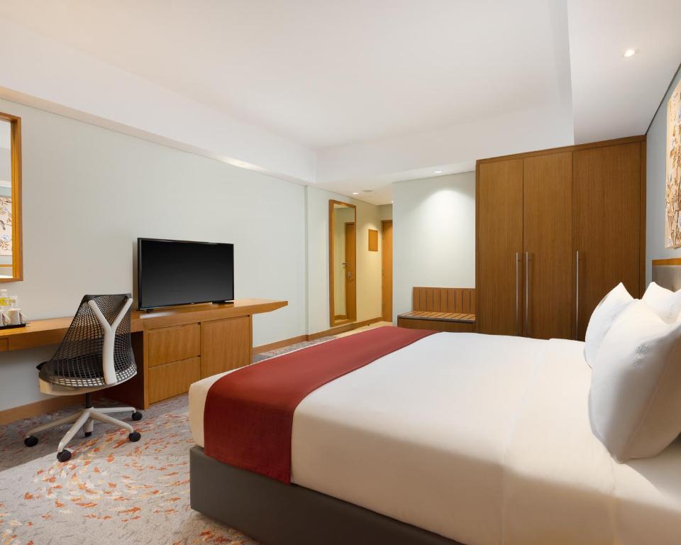 Holiday Inn & Suites Jakarta Gajah Mada by IHG - 1 Suite à 1 Chambre à Coucher Lit King-Size