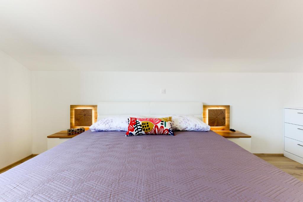 Posteľ alebo postele v izbe v ubytovaní Apartmani Bosa