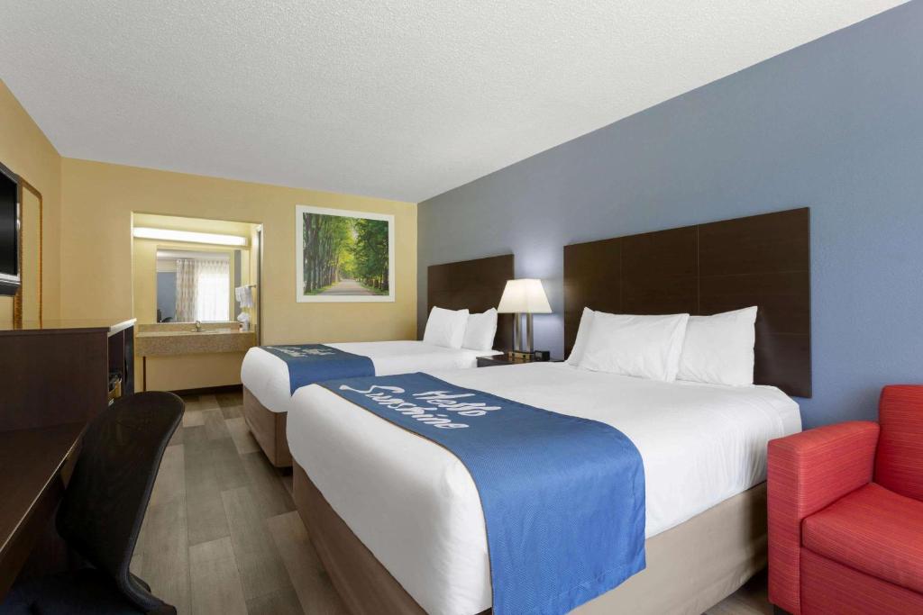 Days Inn by Wyndham Greensboro Airport