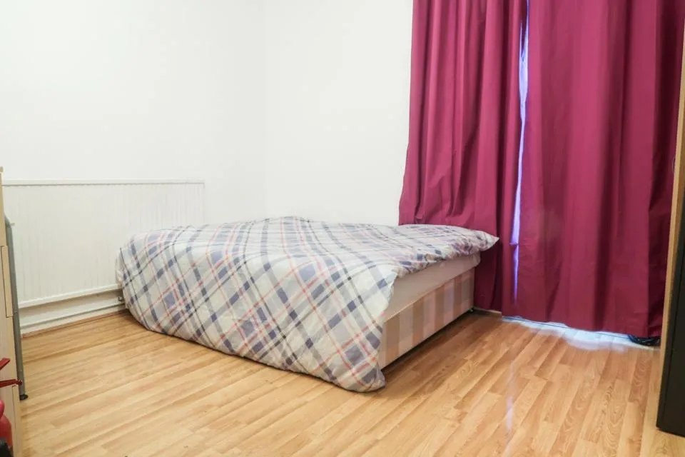 CANTERBURY HOUSE DELUXE DOUBLE ROOM 4, Londra, Marea Britanie