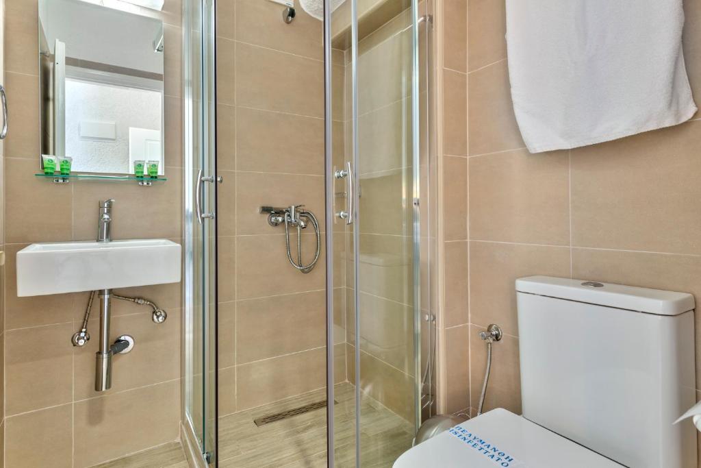 Koupelna v ubytování Halaris Rooms