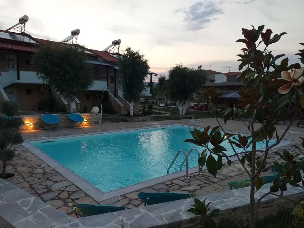 Bazén v ubytování Caretta Village nebo v jeho okolí