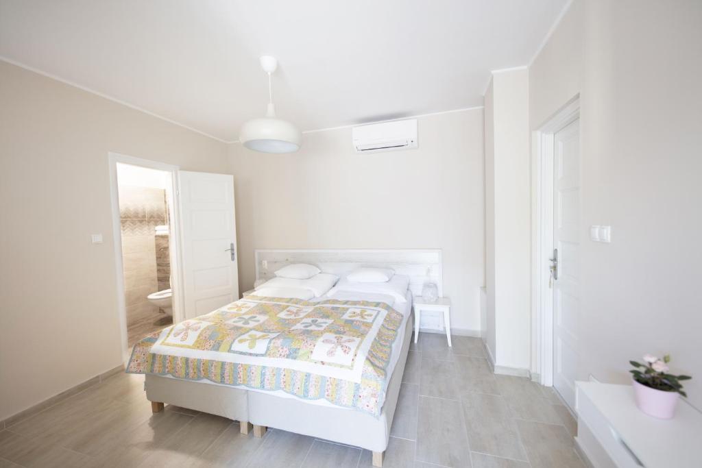 TópART Apartman II - Квартира - Первый этаж