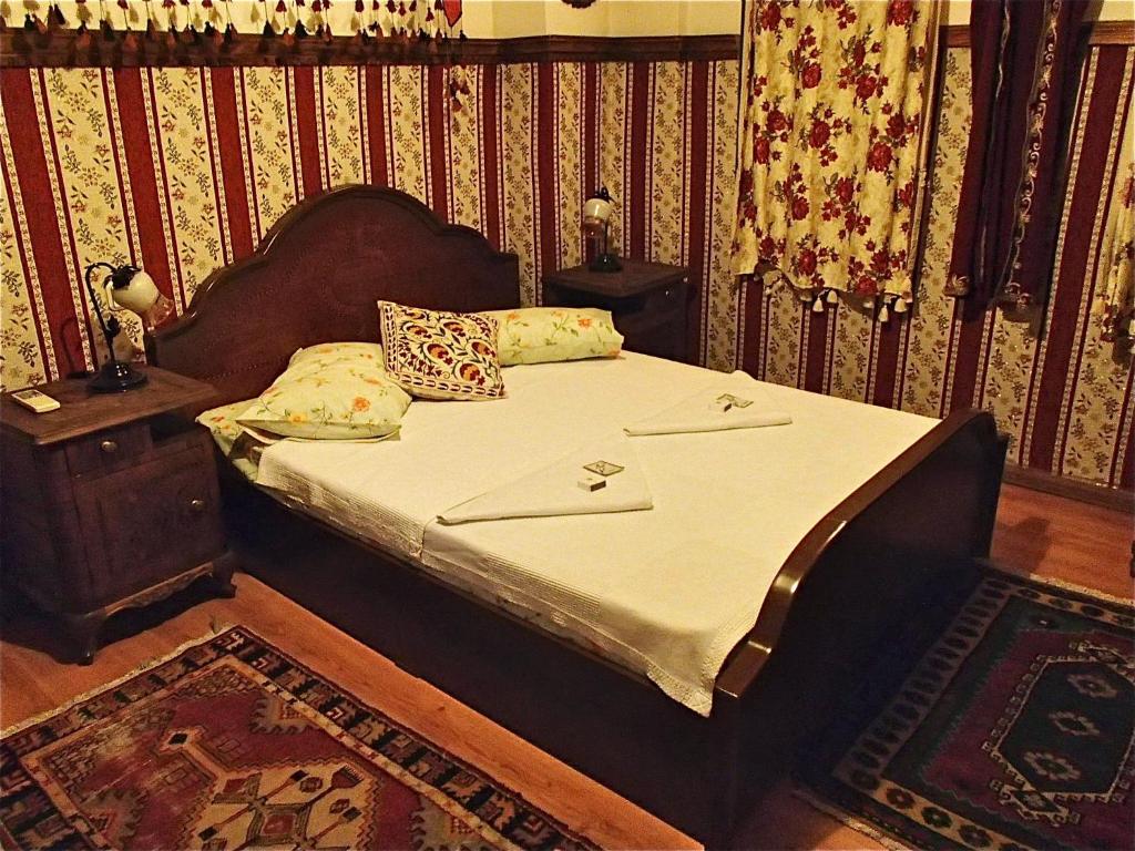 Homeros Pension & Guesthouse - 8